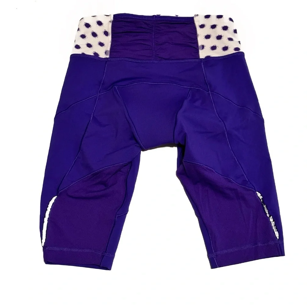Lululemon Presta Padded Short in Bruised Berry / High Noon Dot White